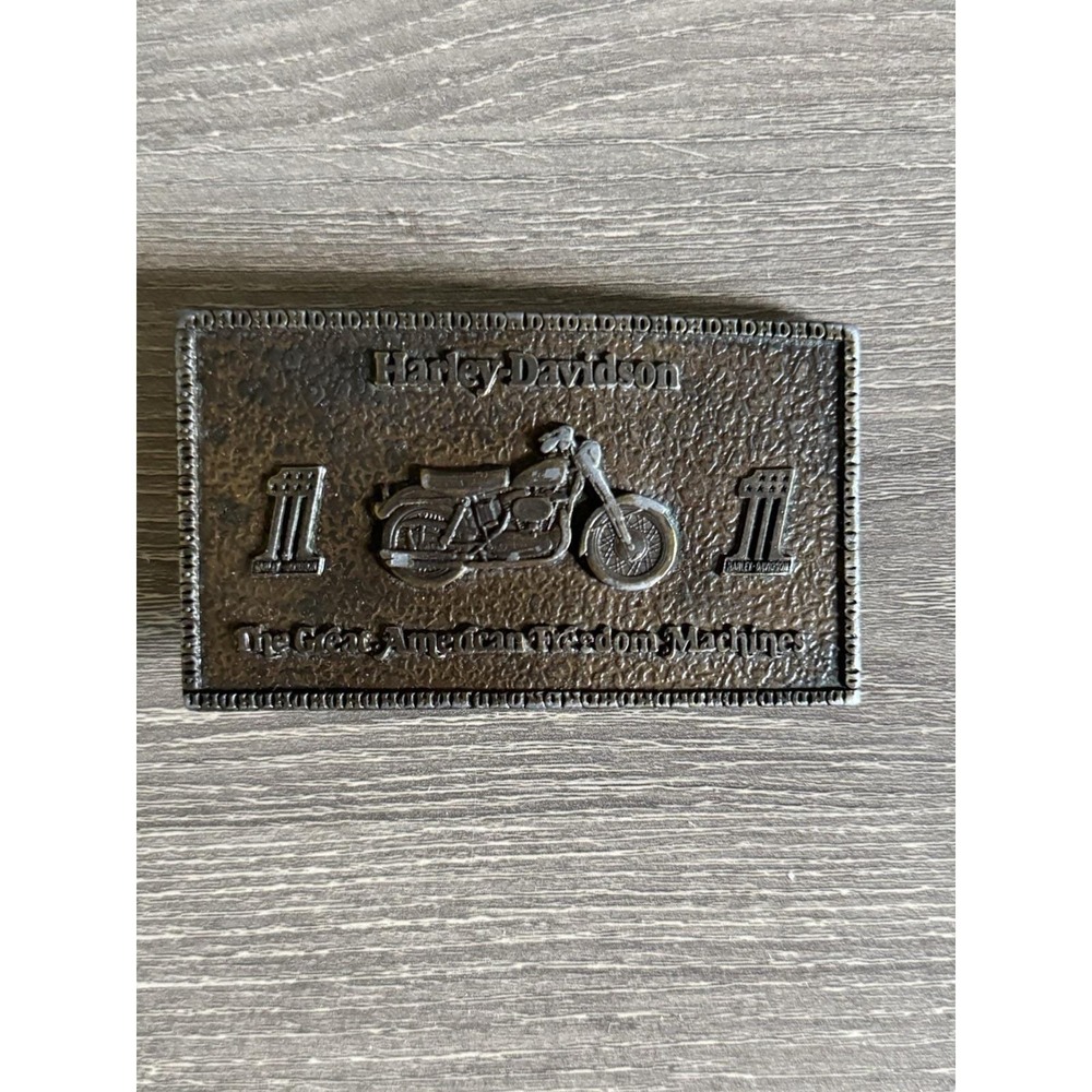 Harley Davidson 1974  #1 BELT BUCKLE Motorcycles BIKERS Bar Shield Brass Rare